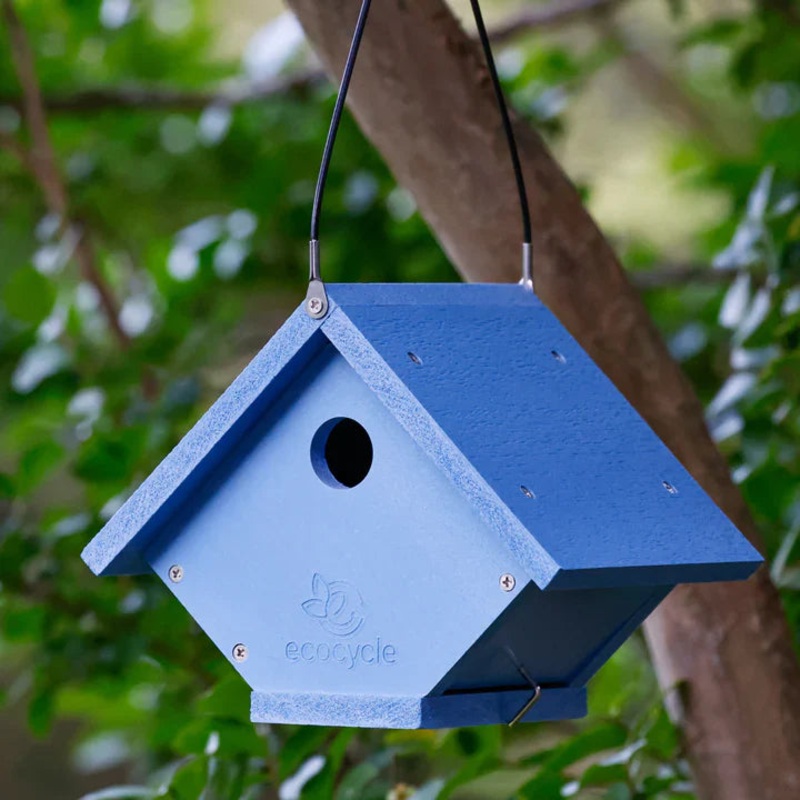 Nature’s Way EcoCycle Wren Roost Recycled Plastic Bird House